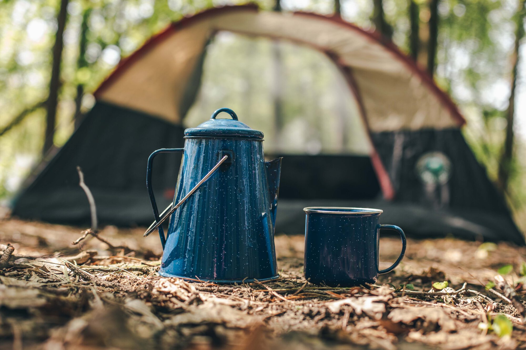 camping-kettle-and-coffee-cup